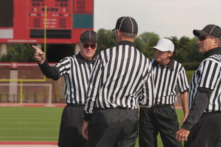 referees