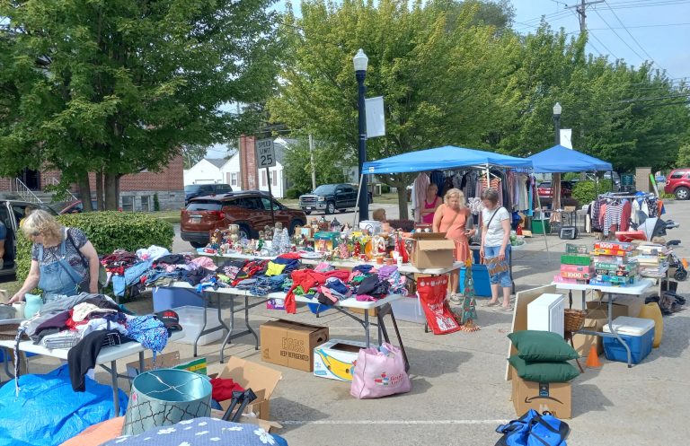 US 127 Yard Sale at First Presbyterian Church of Paulding
